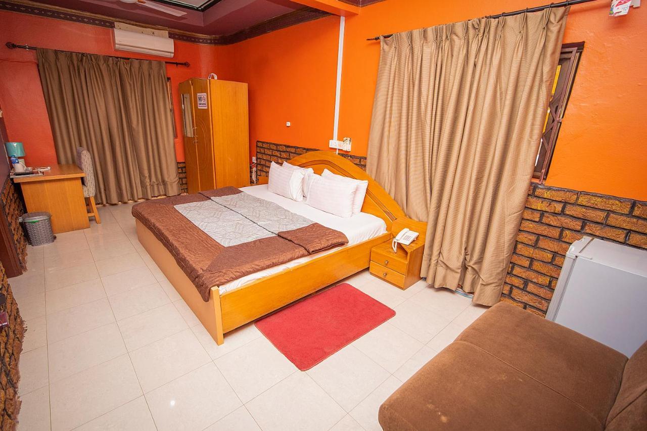 Hilton View Hotel Ogbodjo Exterior foto