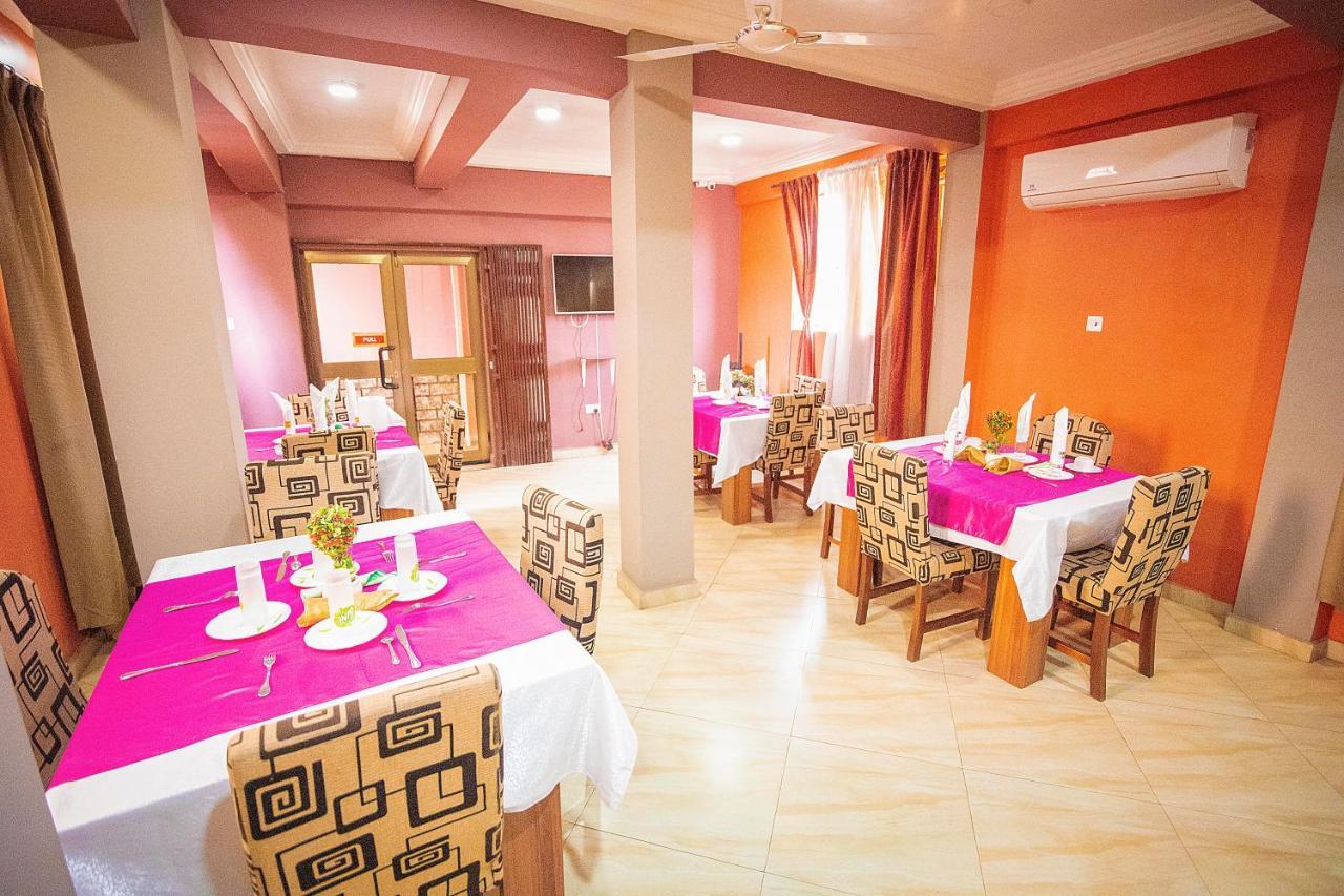 Hilton View Hotel Ogbodjo Exterior foto